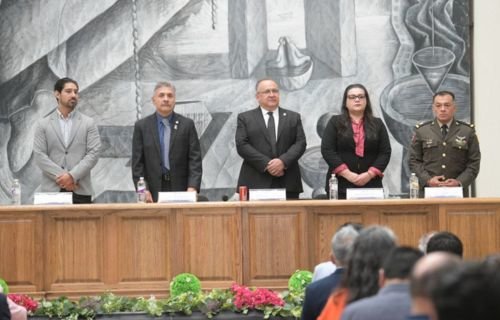 Inaugura rector de la UACH la L Semana de Química internacional 