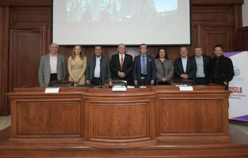 UACH y ASU presentan curso de alta calidad en inglés especializado para la industria de semiconductores