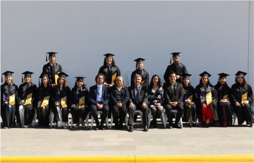 fcq-graduacion25-500.jpg