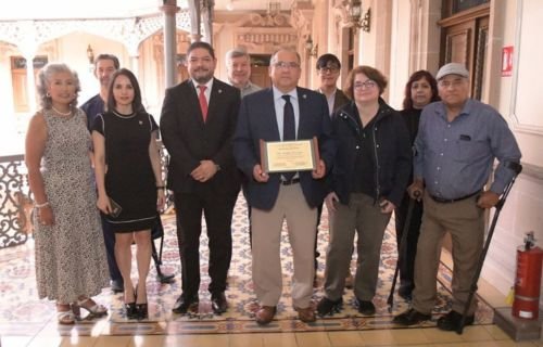 Reconocen Investigadores Nivel 3 a Rector Rivera Campos por impulso sin precedentes a la ciencia en la UACH