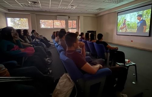Fomenta FEN-UACH conciencia ambiental con proyección documental