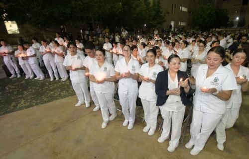 Conmemoran en la FEN-UACH el Día Internacional de la Enfermería con la tradicional Ceremonia Cáritas