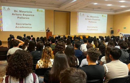 Facultad de Medicina y Ciencias Biomédicas realiza cursos de inducción para estudiantes de nuevo ingreso